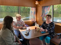 Oli mukava saada vanhoja tuttuja mukaan